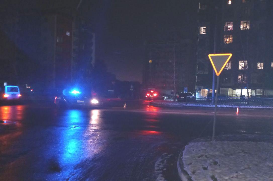 чоловіка збило авто