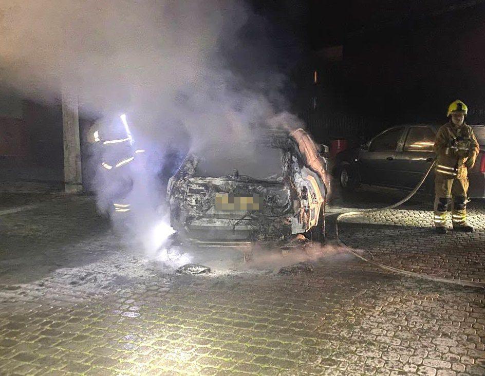 У підпалі свого автомобіля