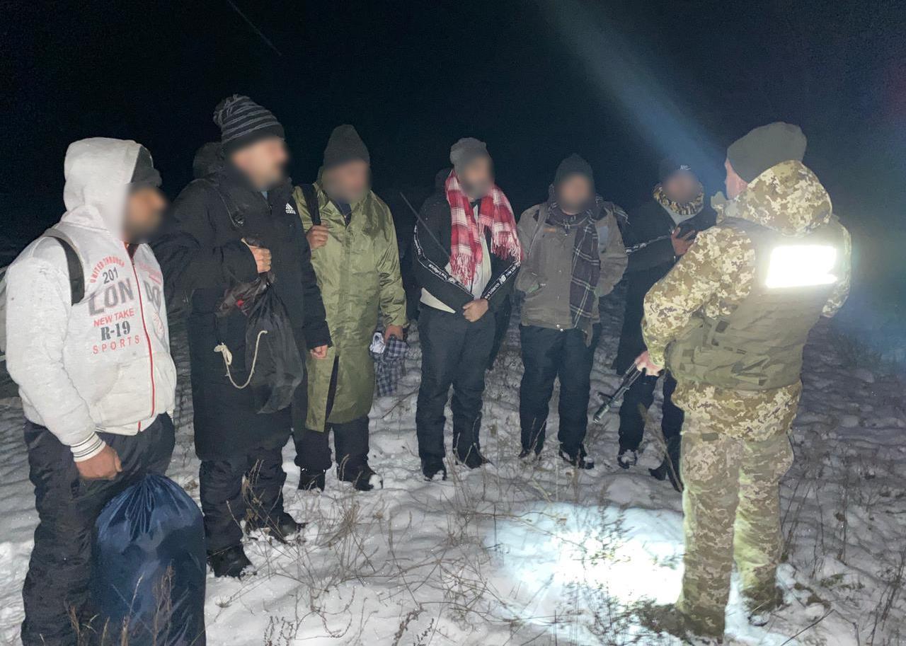 нелегальних мігрантів