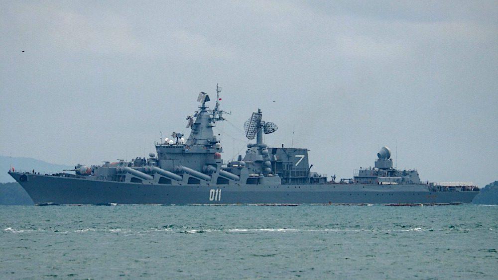 російські кораблі, які мали взяти участь у нападі на Україну, повертаються до порту розташування