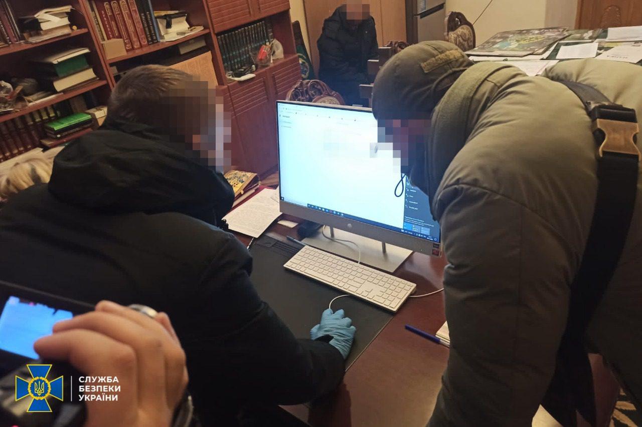 СБУ знайшла пропагандистські антиукраїнські матеріали в об’єктах УПЦ (МП) на Тернопільщині та Прикарпатті