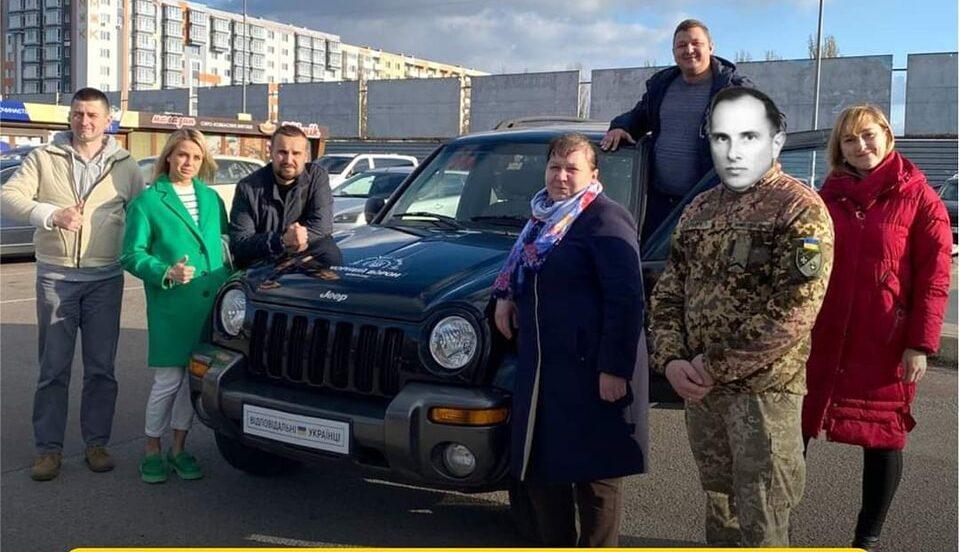 Благодійна спільнота з Рівного відправила на фронт “Чорного ворона”