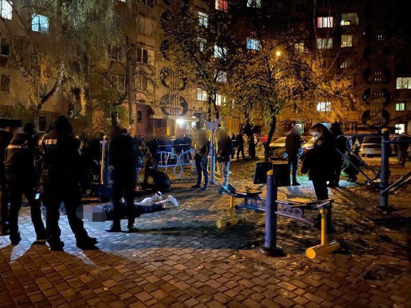 Чоловіка, який учора кинув гранату на дитячому майданчику у Рівному, затримали правоохоронці