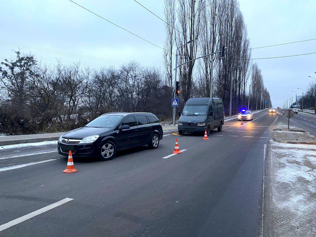 У Рівному під колеса автомобіля потрапив пішохід