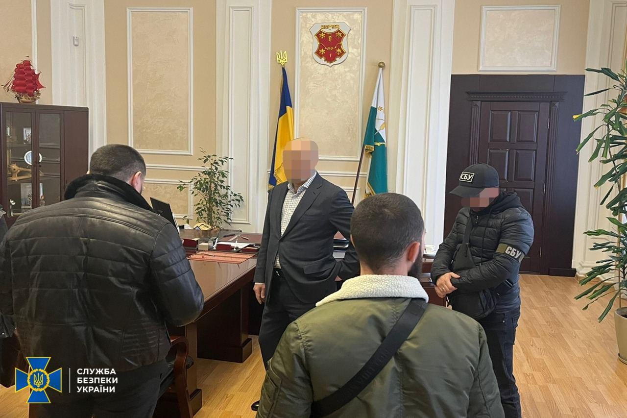 За матеріалами СБУ повідомлено про підозру міському голові Полтави