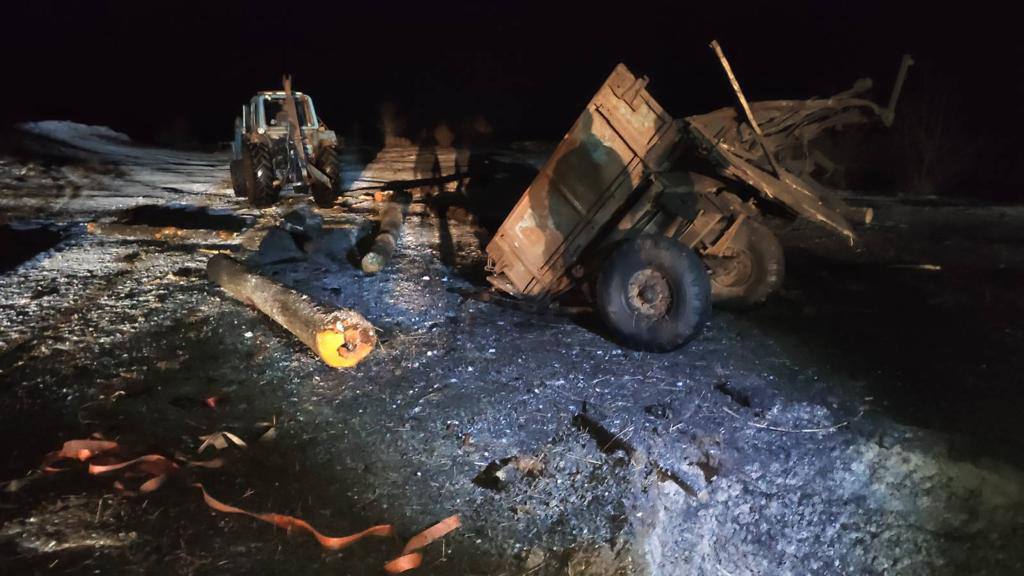 На міні підірвався причіп трактора