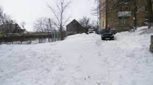 Погодні умови обмежують