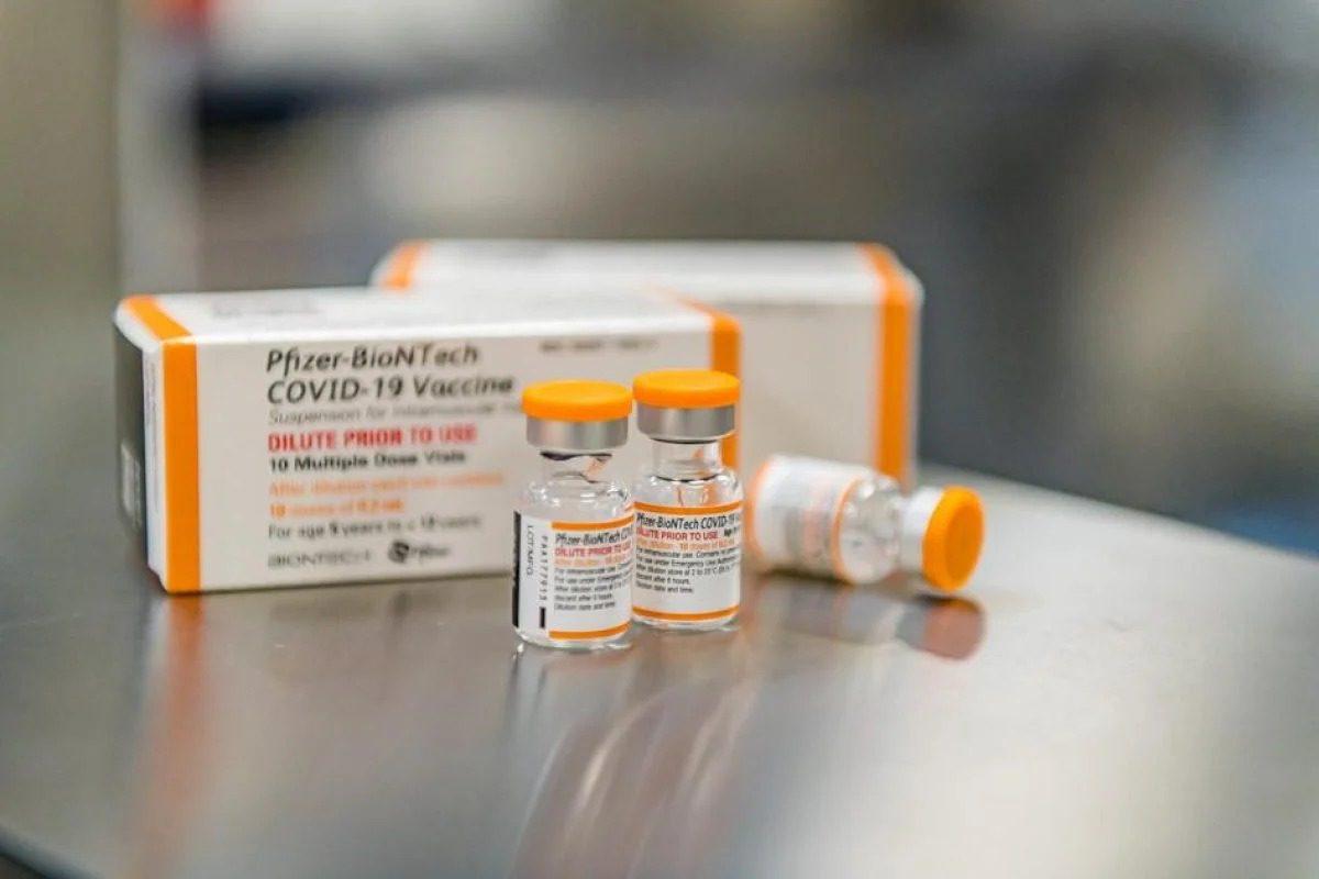 Рівненщина отримала 600 доз вакцини Comirnaty (Pfizer) для щеплення дітей