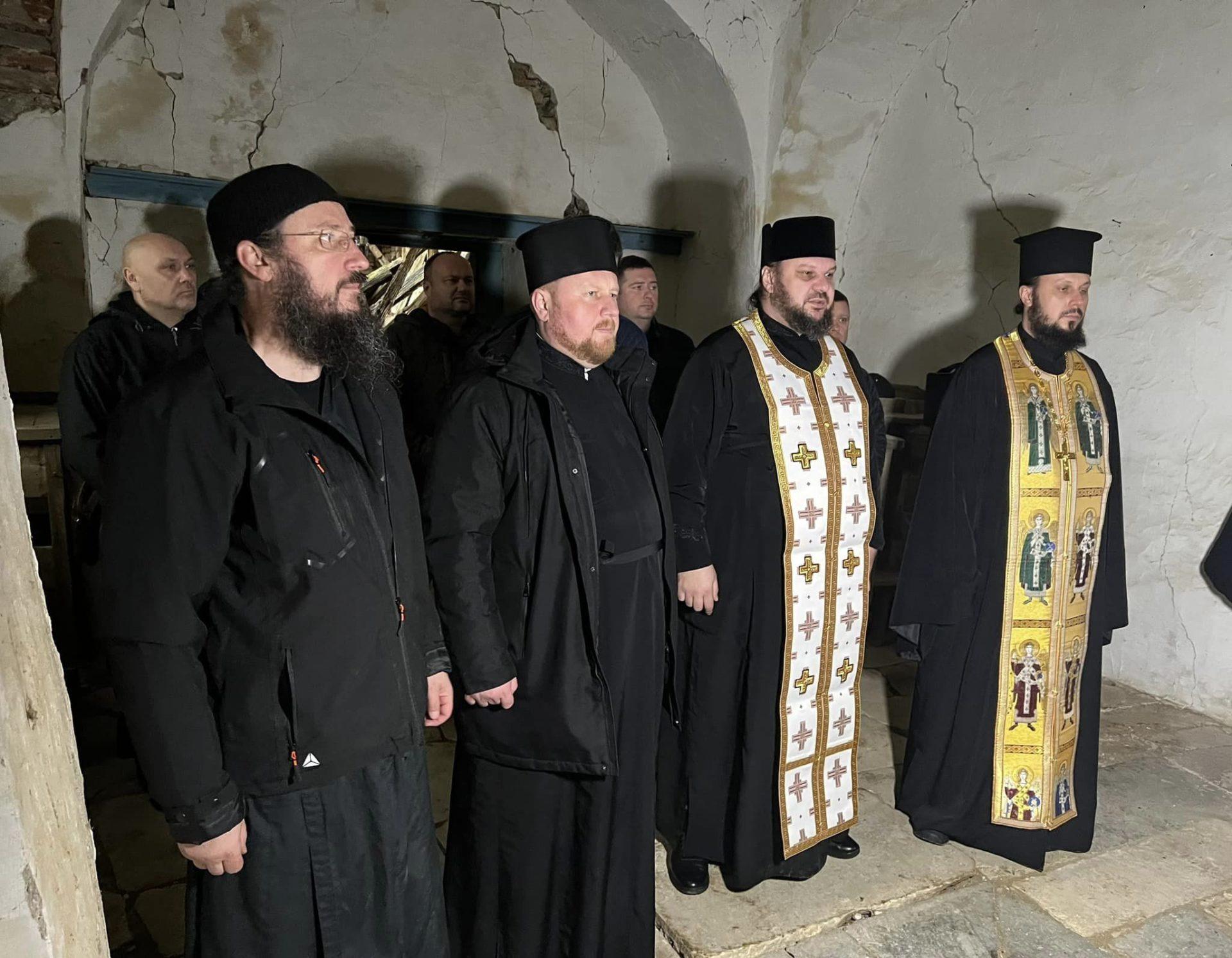 Рівненський священик одним із перших помолився за мир та перемогу у Келії ПЦУ на святій горі Афон