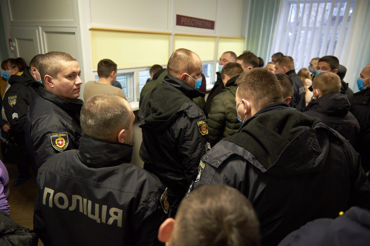 У Рівному поліцейські стали донорами