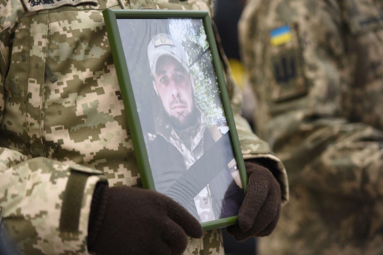 У Рівному провели в останню путь Героя Івана Добродія