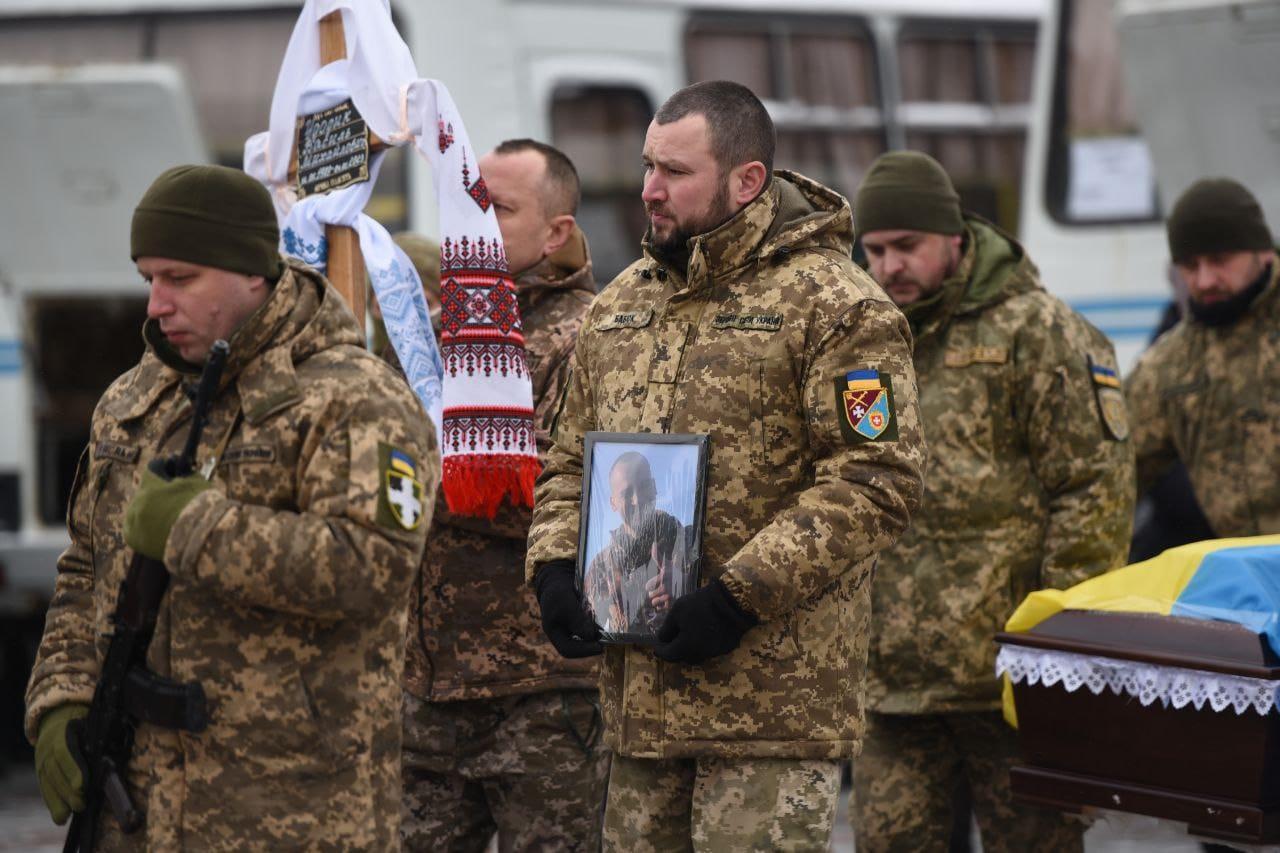 У Рівному в останню путь провели чотирьох полеглих Захисників України