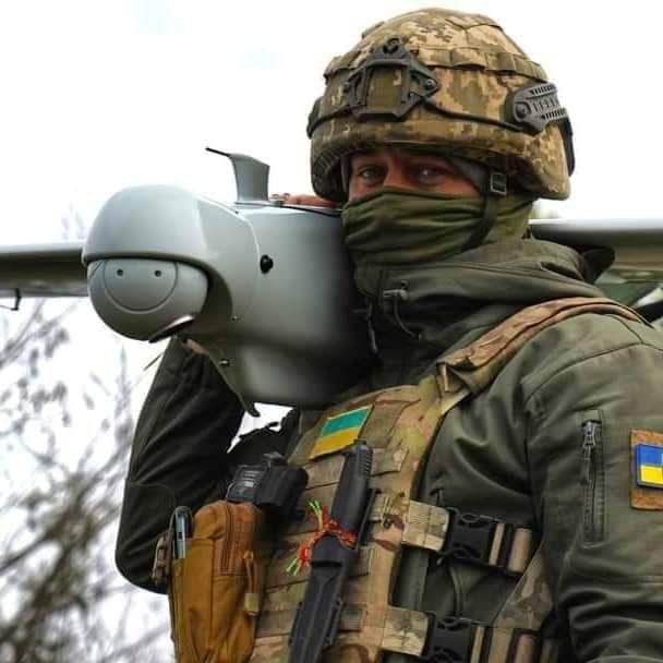В Україні формуються перші у світі ударні роти БПЛА
