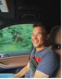 Хлопець з багатодітної сім’ї на Рівненщині вразив блогера хлопець з багатодітної сім'ї