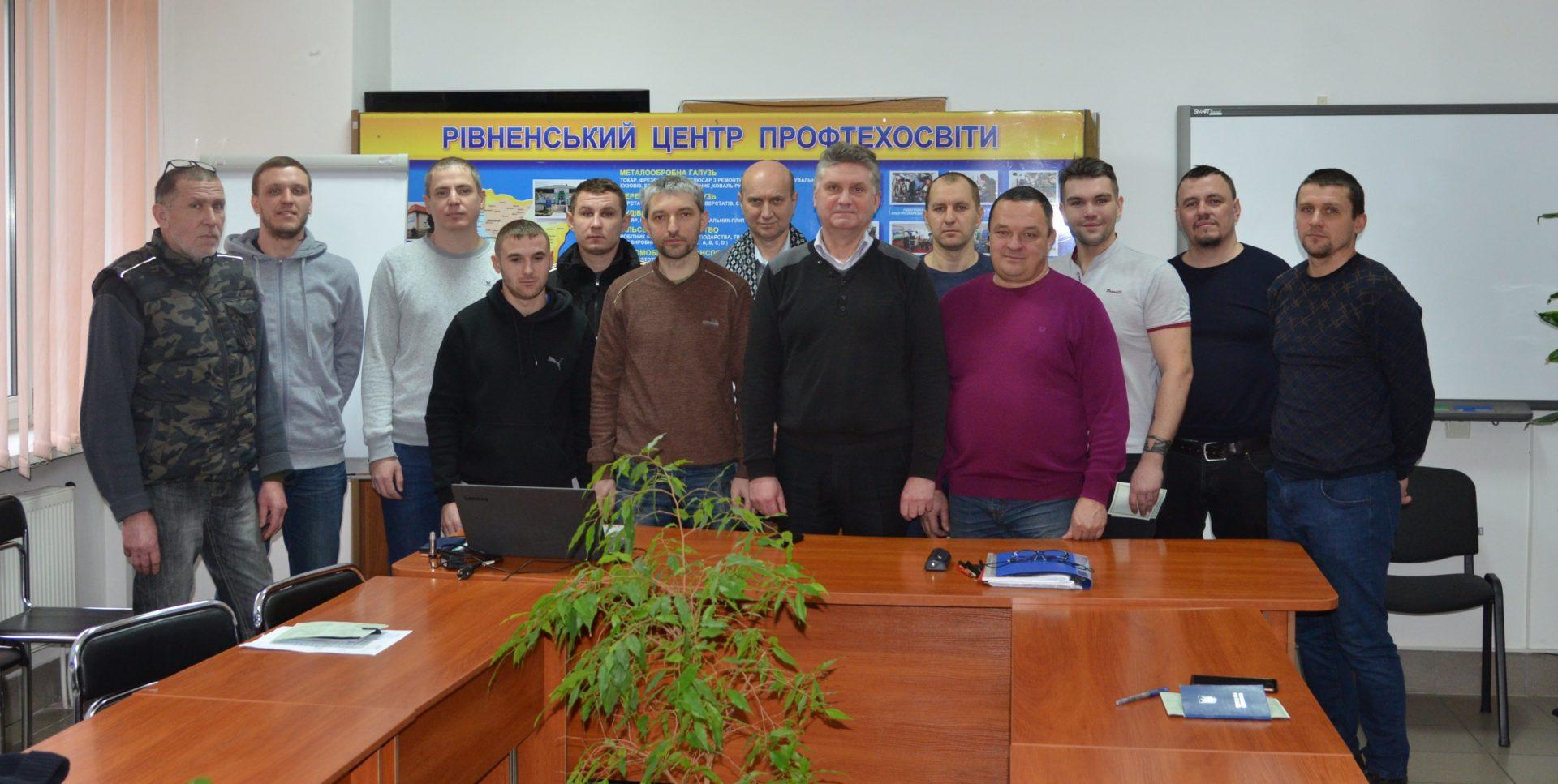 Кваліфіковані електрозварники працюватимуть на підприємствах Рівненщини та Київщини Кваліфіковані електрозварники