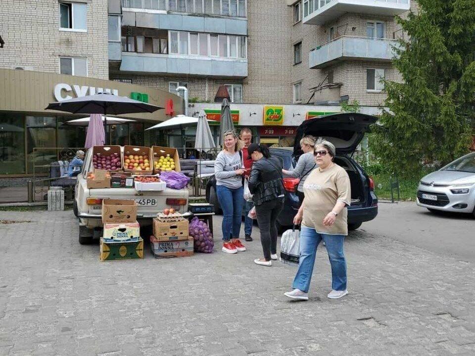Муніципальна варта спробує навести лад із стихійною торгівлею