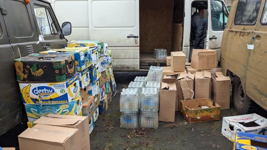 Понад три з половиною тисячі пачок безакцизних цигарок вилучили поліцейські на блокпосту