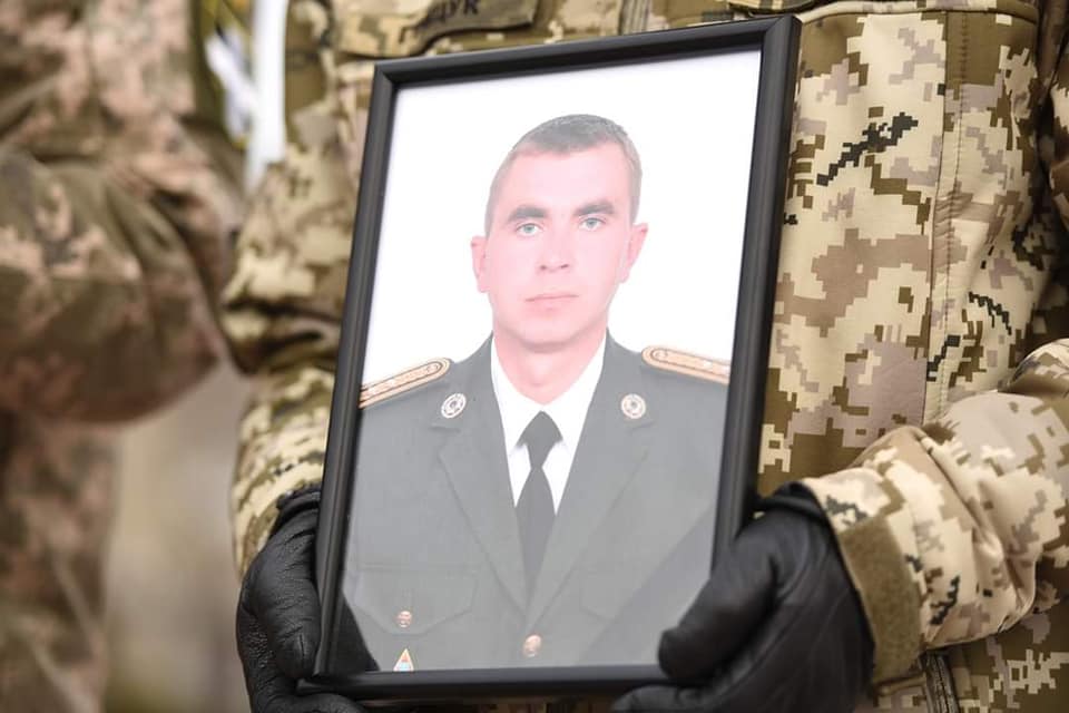 У Рівному провели в останню путь Героя Василя Шийку