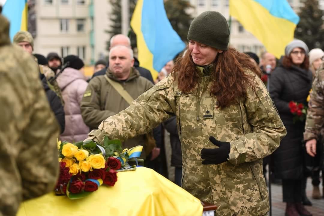 У Рівному провели в останню путь Героя Василя Шийку