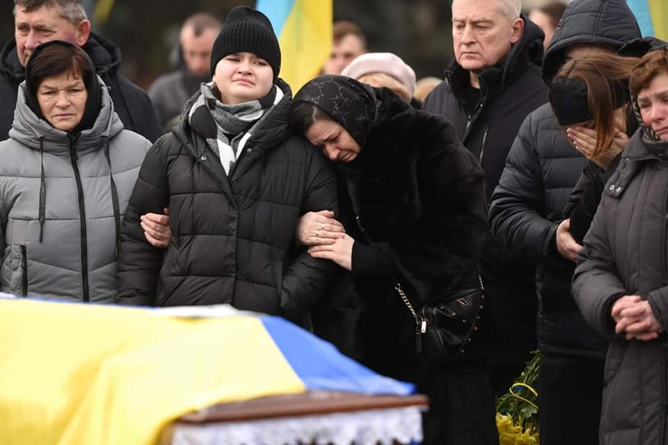У Рівному провели в останню путь Героя Василя Шийку