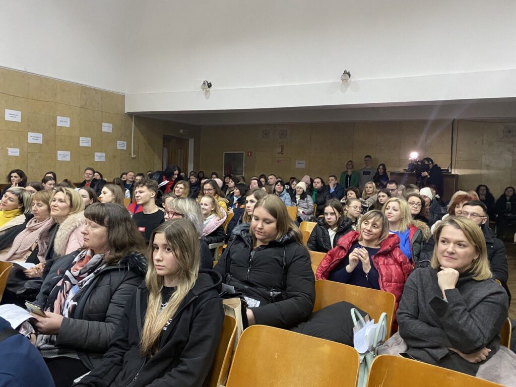 У Рівному зібрали «Кажан» для військових1