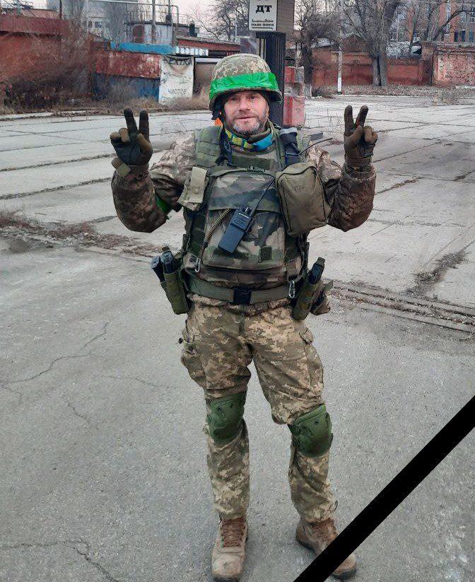 Завтра в Рівному прощатимуться з двома захисниками України