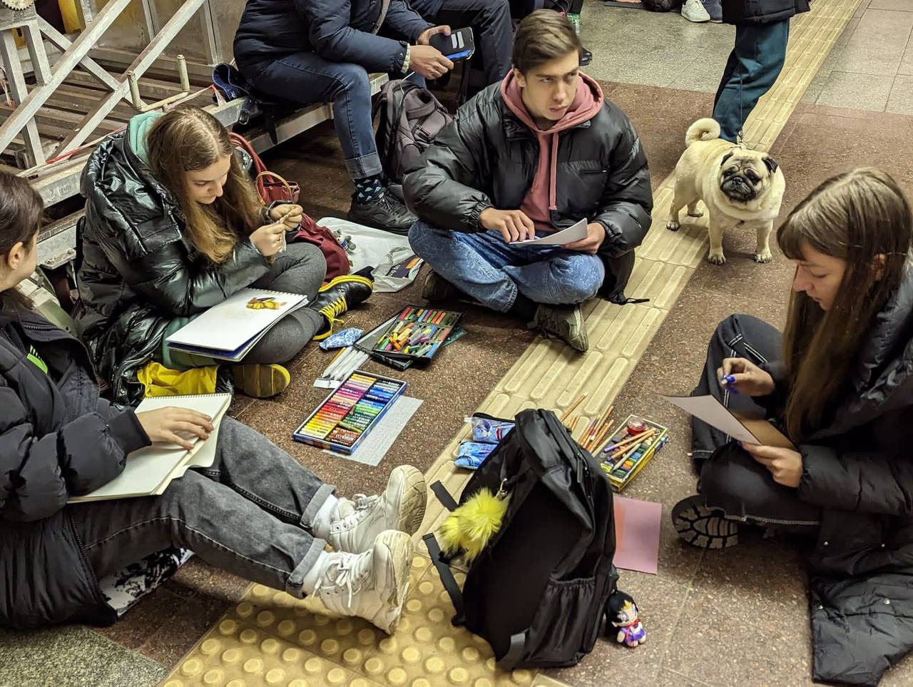 У метро Києва навчаються під час ракетної атаки У метро Києва