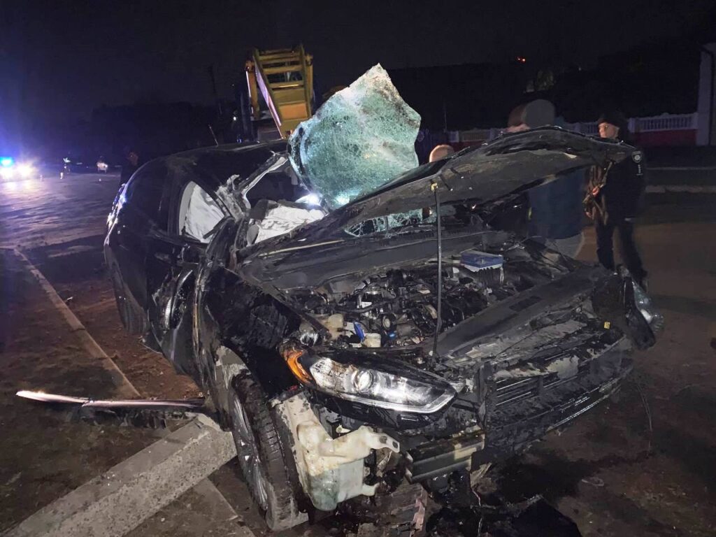 Внаслідок ДТП у Радивилові постраждали двоє осіб1