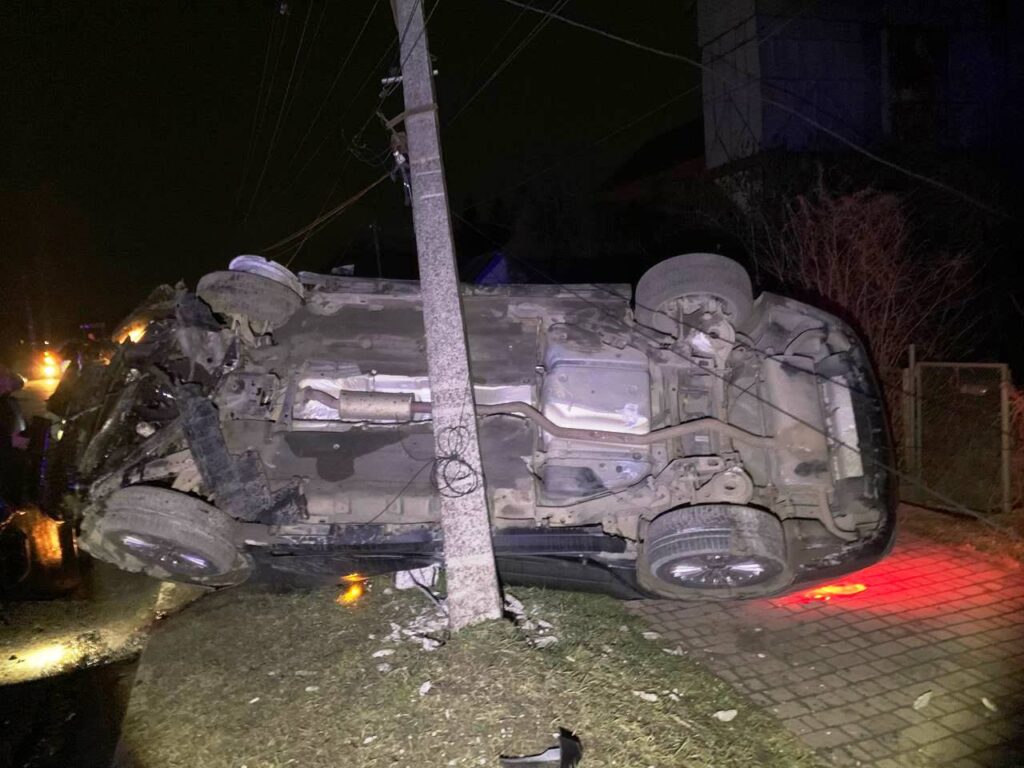 Внаслідок ДТП у Радивилові постраждали двоє осіб2