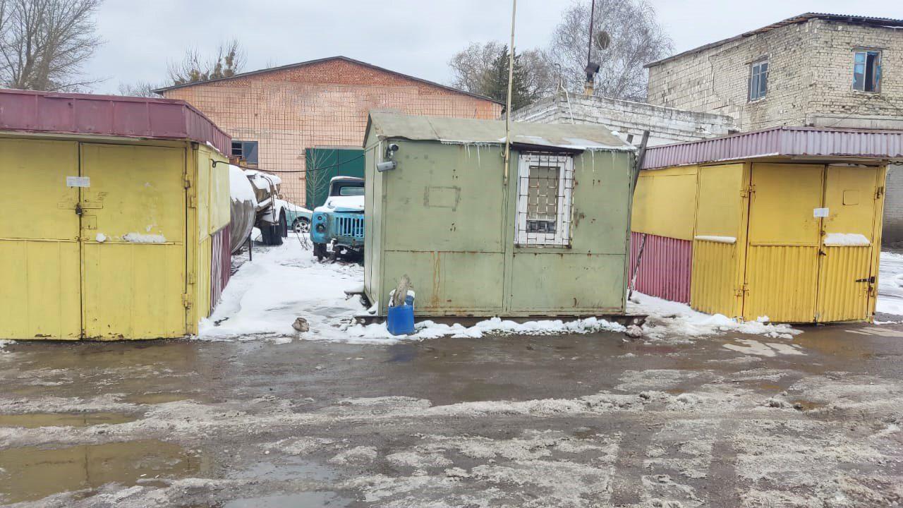 На Рівненщині поліцейські викрили дві підпільні АЗС