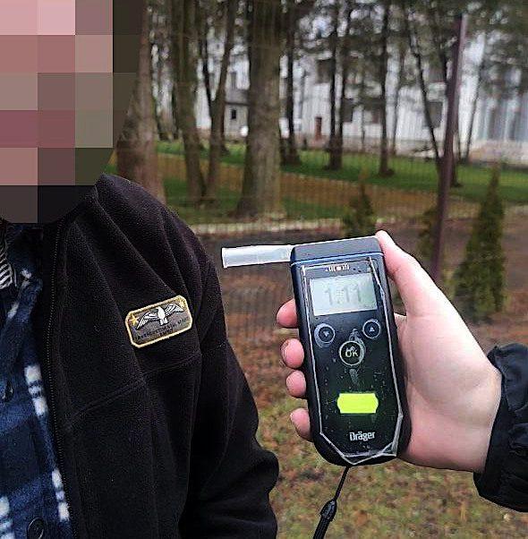 На Дубенщині поліцейським двічі намагалися дати хабар