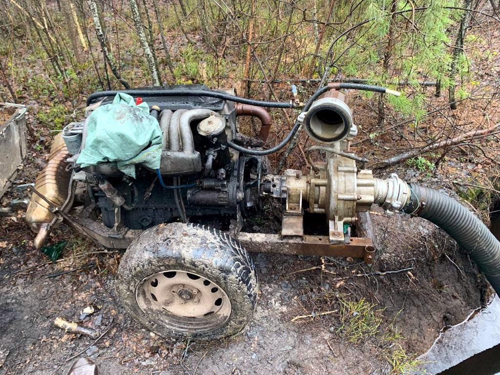 У жителя Сарн поліцейські вилучили 80 кілограмів бурштину, карабін та патрони