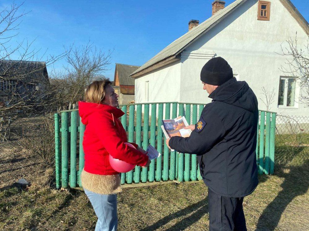 На Рівненщині рятувальники ДСНС здійснюють повітряний моніторинг у природних екосистемах з метою недопущення виникнення пожеж