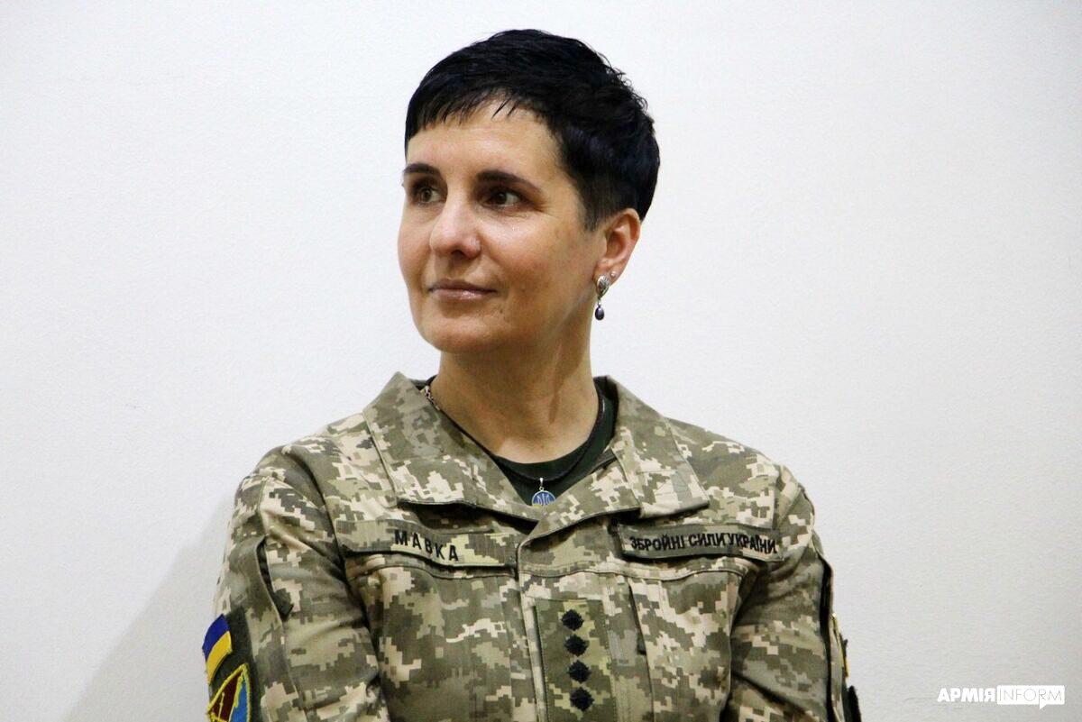 Військова з Рівненщини на псевдо «Мавка» презентувала свою першу книгу