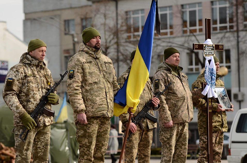 У Рівному попрощалися із загиблим Героєм Максимом Кліменком