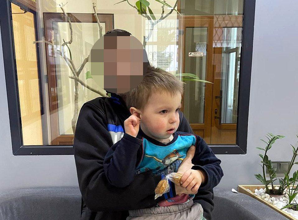 Батько забрав хлопчика з поліції