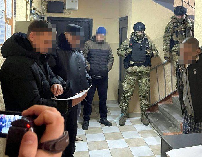 До 12 років ув’язнення загрожує учасникам організованої групи наркоторговців з Вараша
