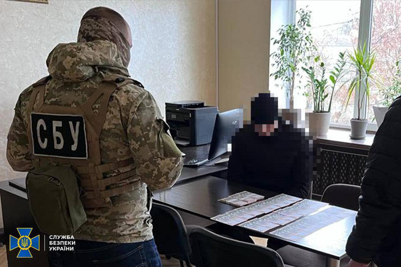 На Рівненщині викрили організатора схеми переправлення «ухилянтів» від мобілізації за кордон