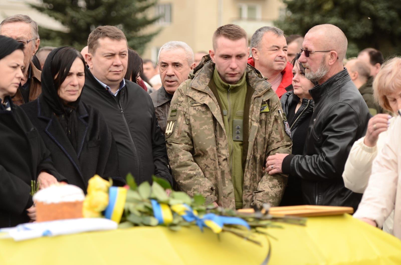 Рівняни попрощалися із загиблими на війні Героями