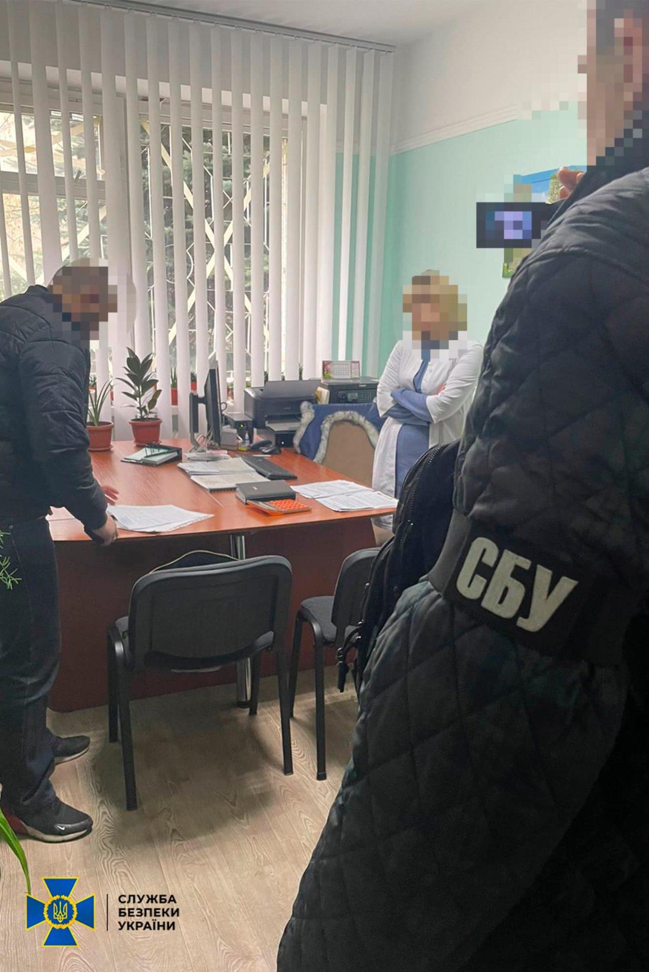 Вимагав майже мільйон гривень за приватизацію комунального майна