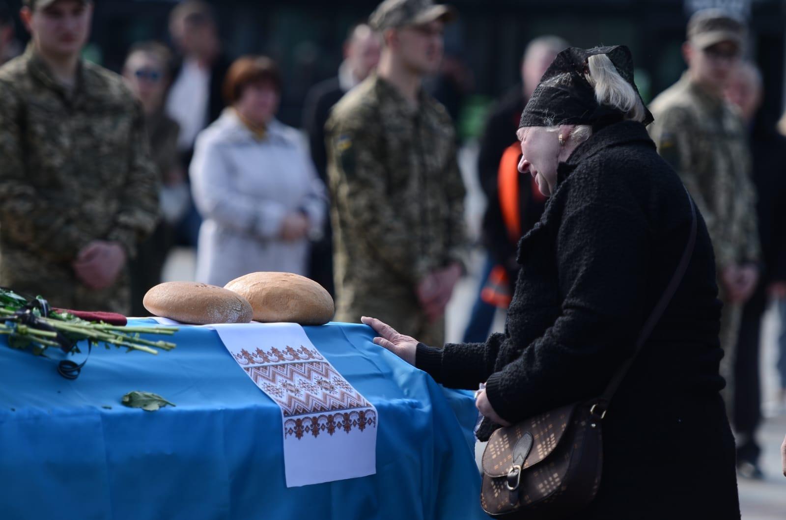Рівне провело в останню земну путь Дмитра Бойка
