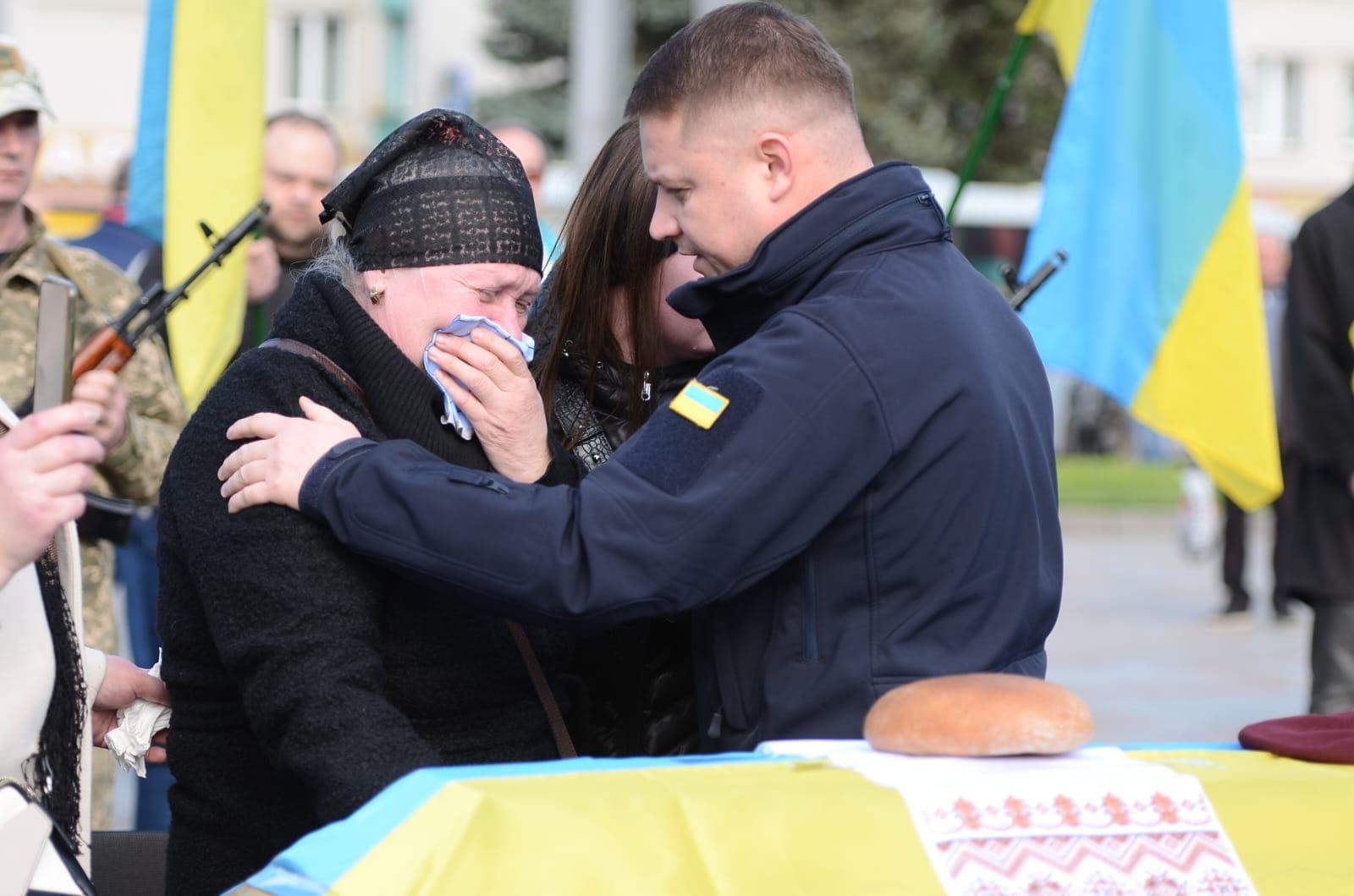 Рівне провело в останню земну путь Дмитра Бойка