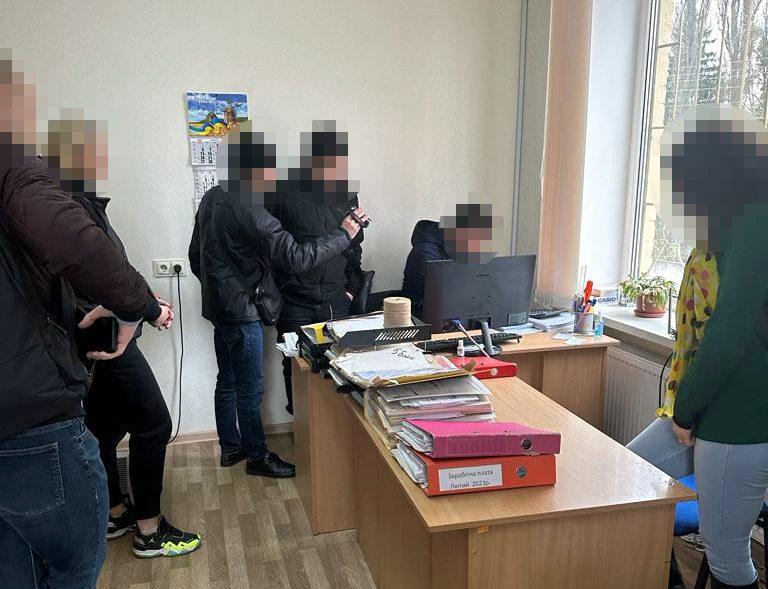 У Полтаві обклали поборами підприємців зі сфери надання ритуальних послуг