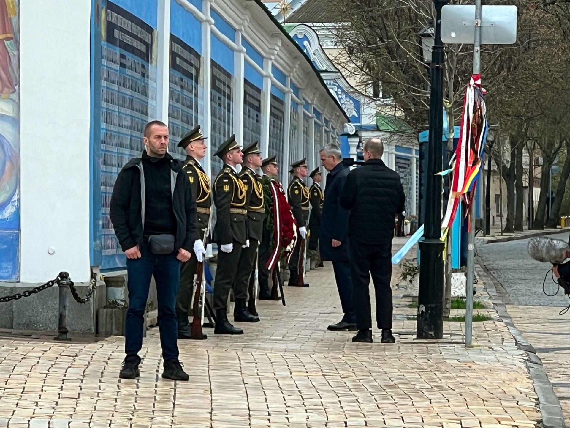 Генеральний секретар НАТО Єнс Столтенберг відвідує Київ