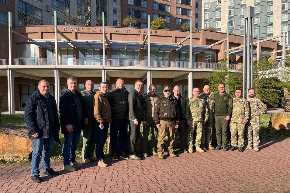 У Рамштайні