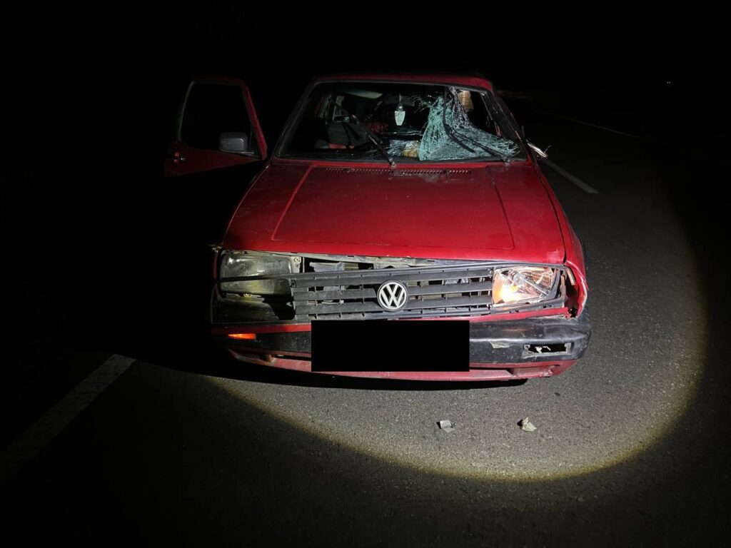 Слідчі розслідують смертельну ДТП на Рівненщині за участі пішохода