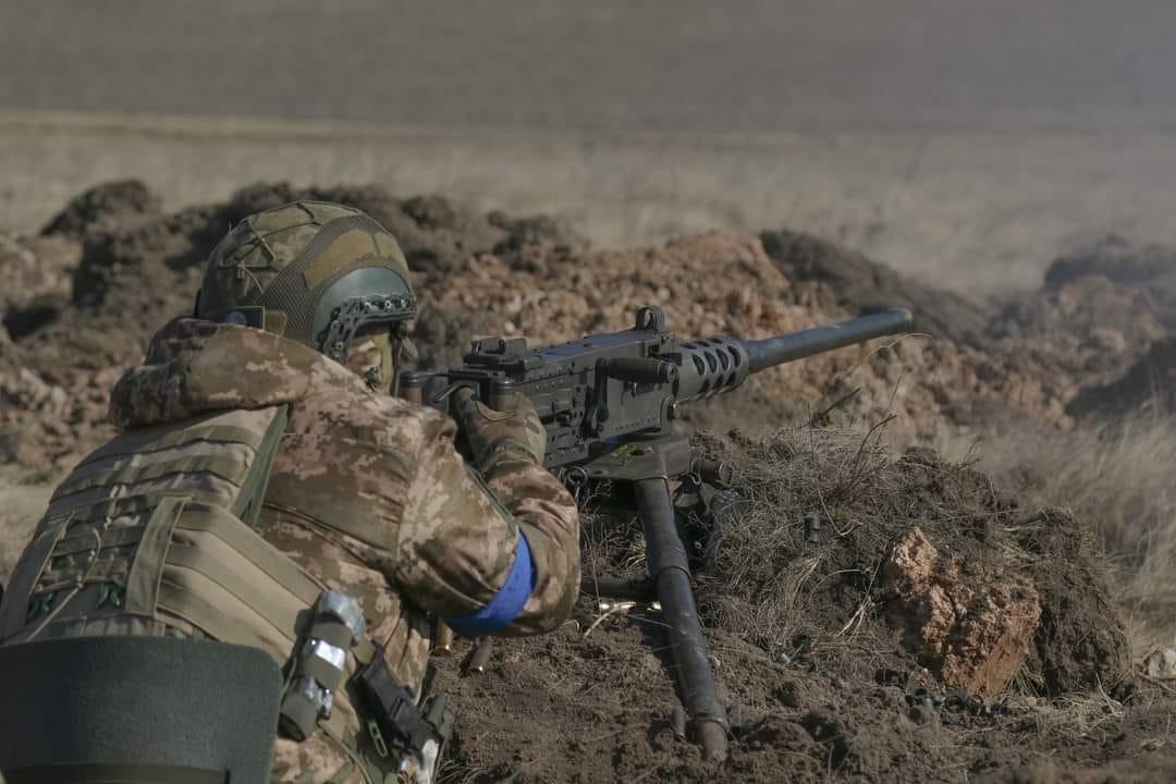 Тривають важкі бої за місто Бахмут