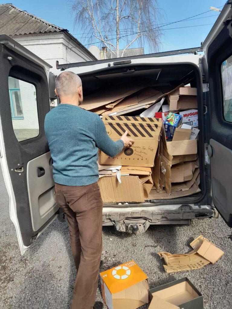 «Заробили» на потреби ЗСУ понад 100 тисяч гривень збираючи макулатуру, пластик, скло