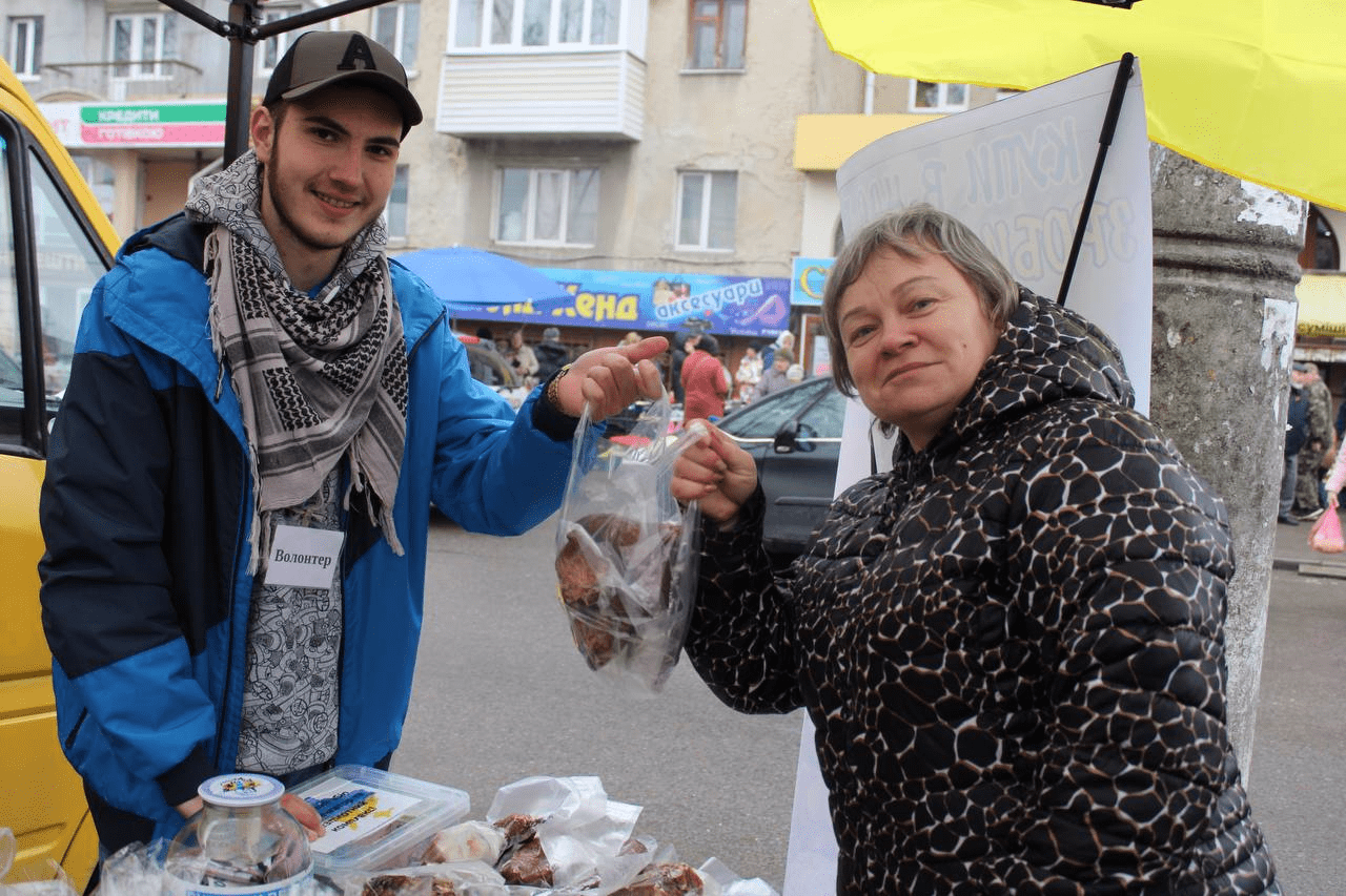 Масштабний благодійний ярмарок