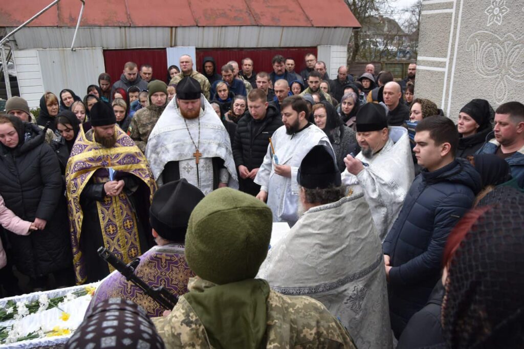 на Гощанщині провели в останній путь захисника
